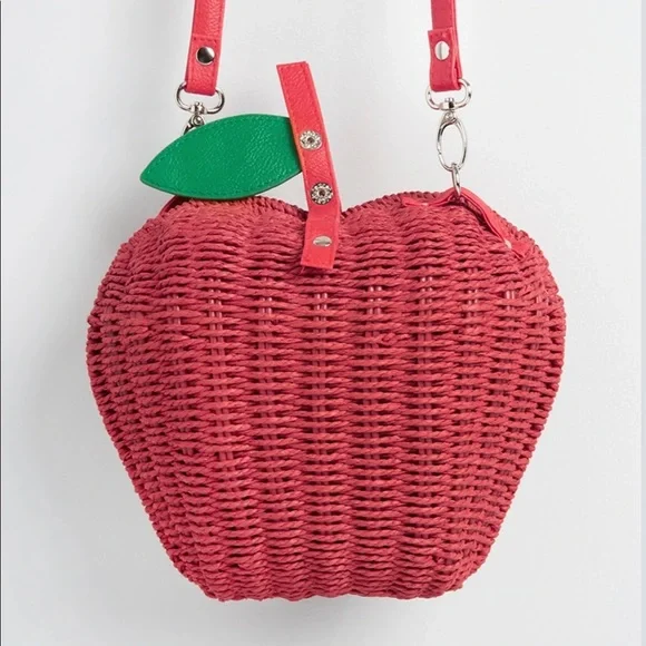 NWT Sold Out! Stunning straw Apple hard shell bag - Picture 2 of 6